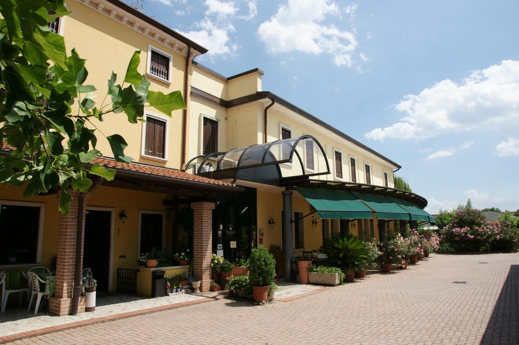 Locanda Grego Bolzano Vicentino Exterior photo